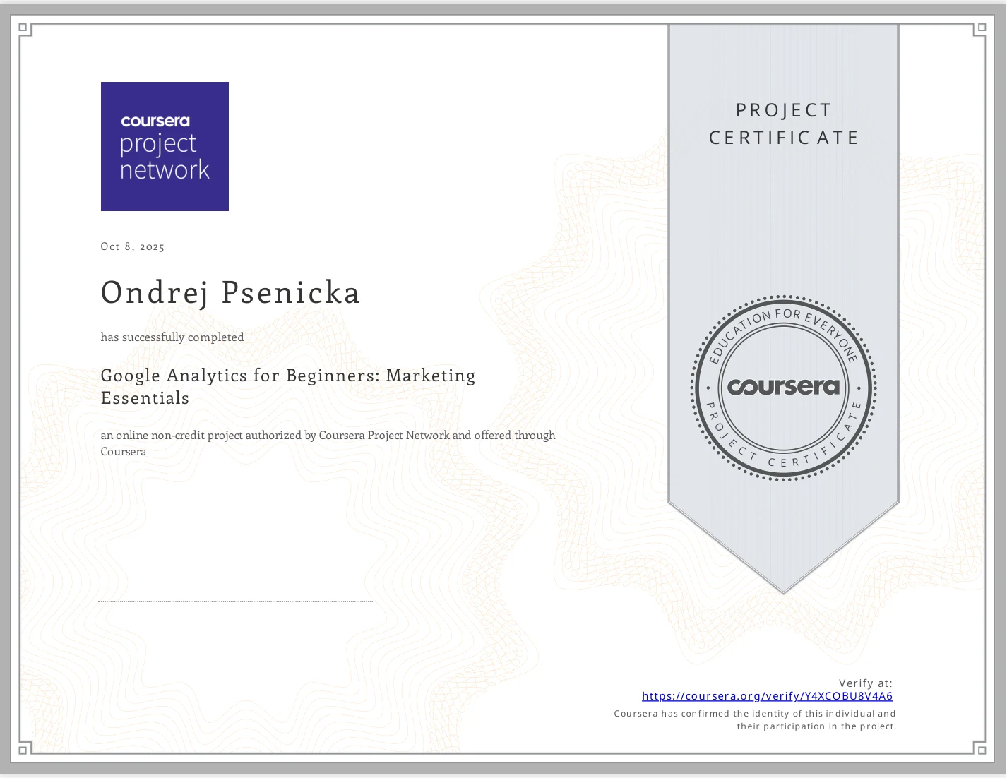 Certifikát Google Analytics — Coursera